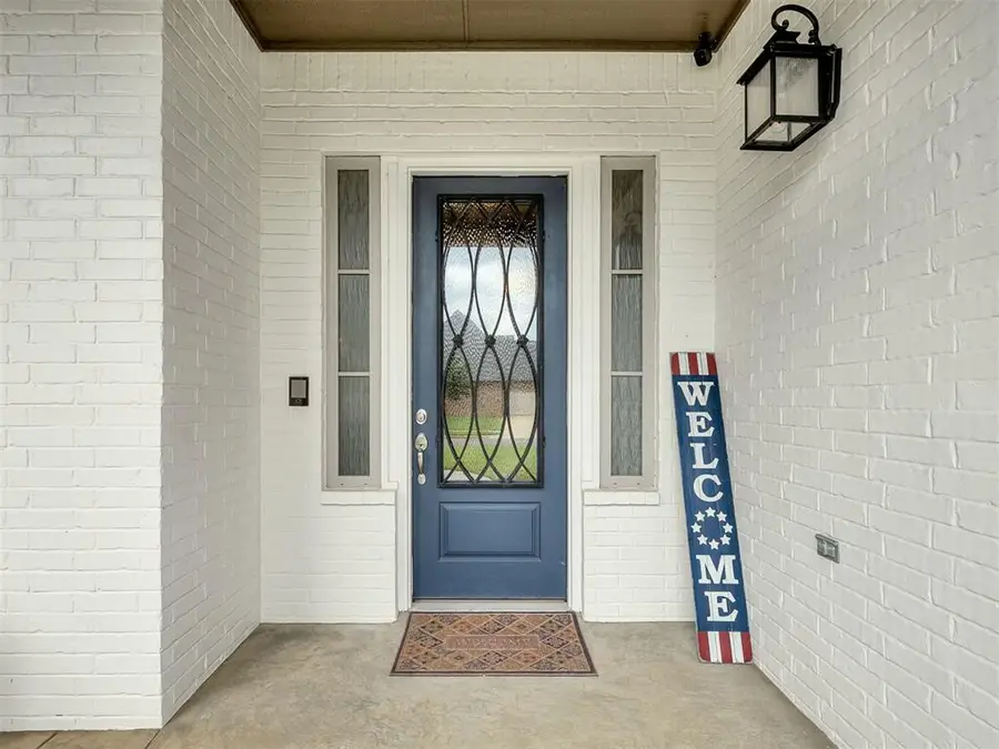 4701 Valley Park, Edmond, OK 73025 - #2