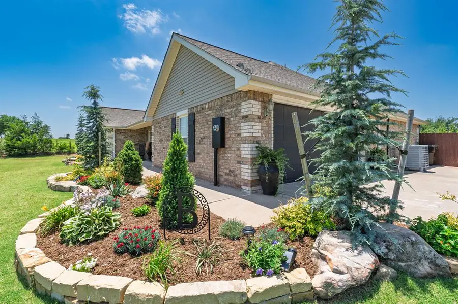 9677 Fawn Trail, Shawnee, OK 74804 - #2