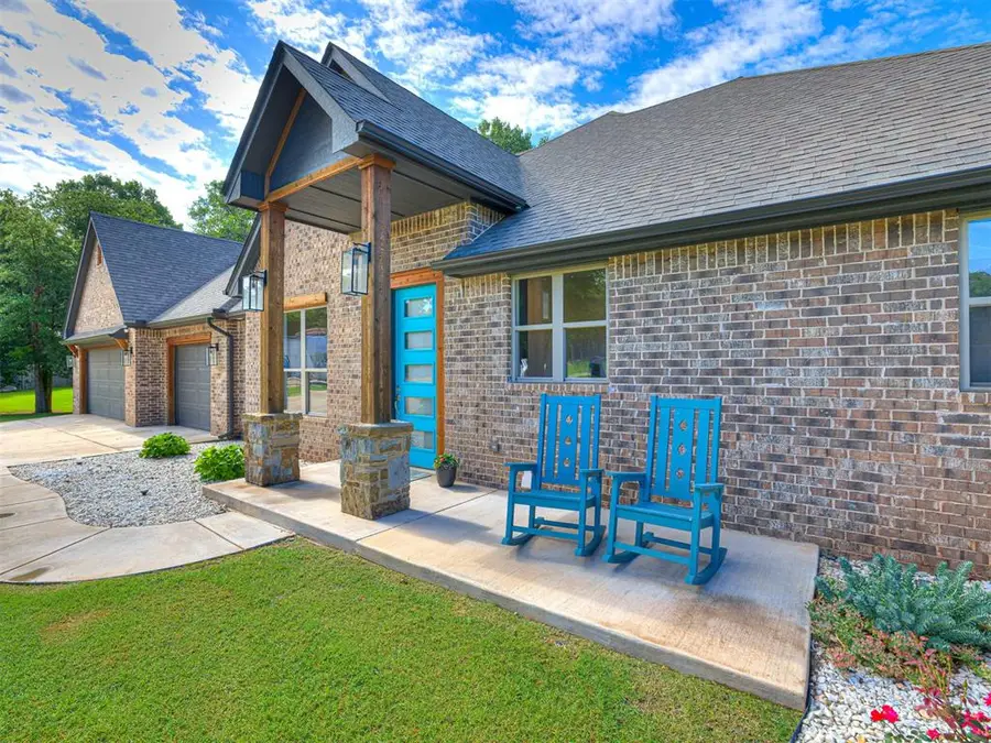 3407 Sandstone Point, Guthrie, OK 73044 - #3