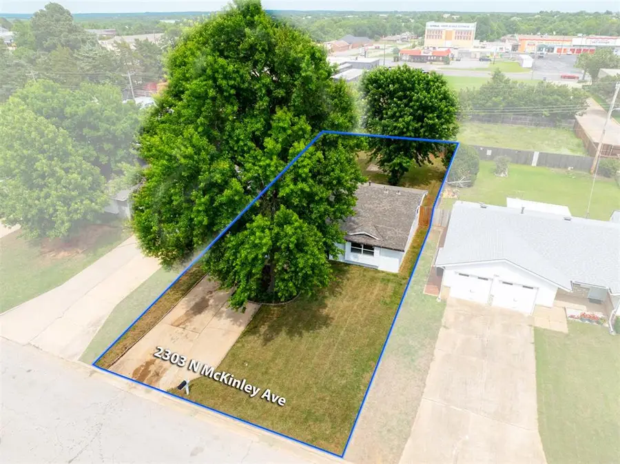 2303 N Mckinley Avenue, Shawnee, OK 74804 - #2