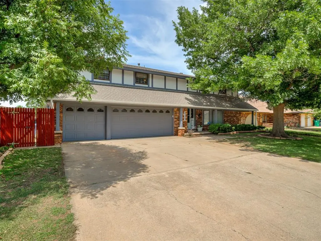 8125 Willow Creek Boulevard, Oklahoma City, OK 73162 - #1