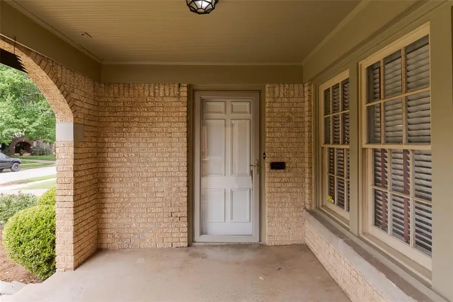 221 NW 35th Street, Oklahoma City, OK 73118 - #3