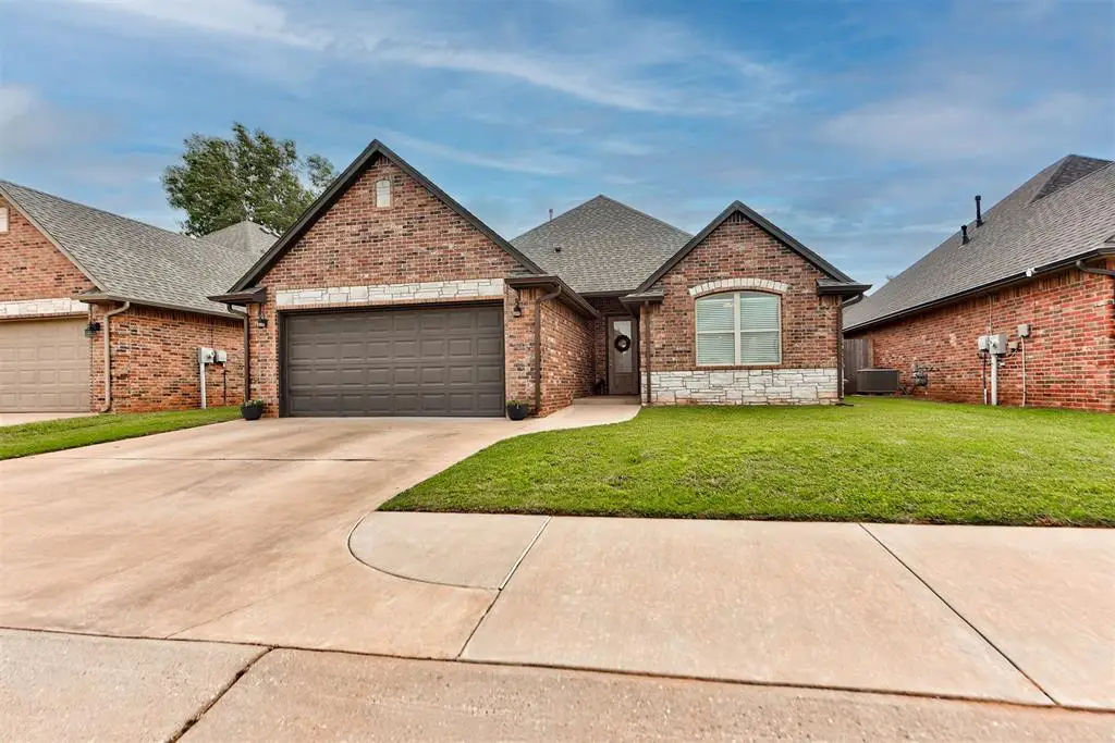 1211 Crimson Creek Circle, El Reno, OK 73036 - #1