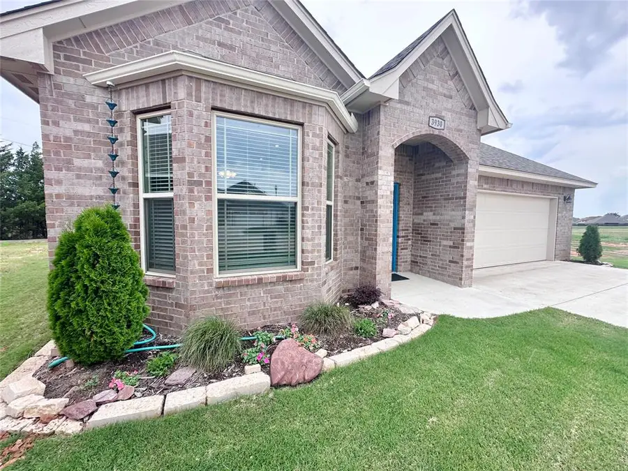 3930 Maple Grove Avenue, Shawnee, OK 74804 - #2