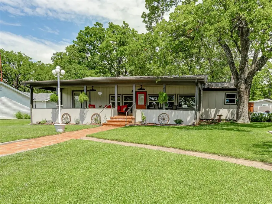 7408 Antlers Drive, Marlow, OK 73055 - #2