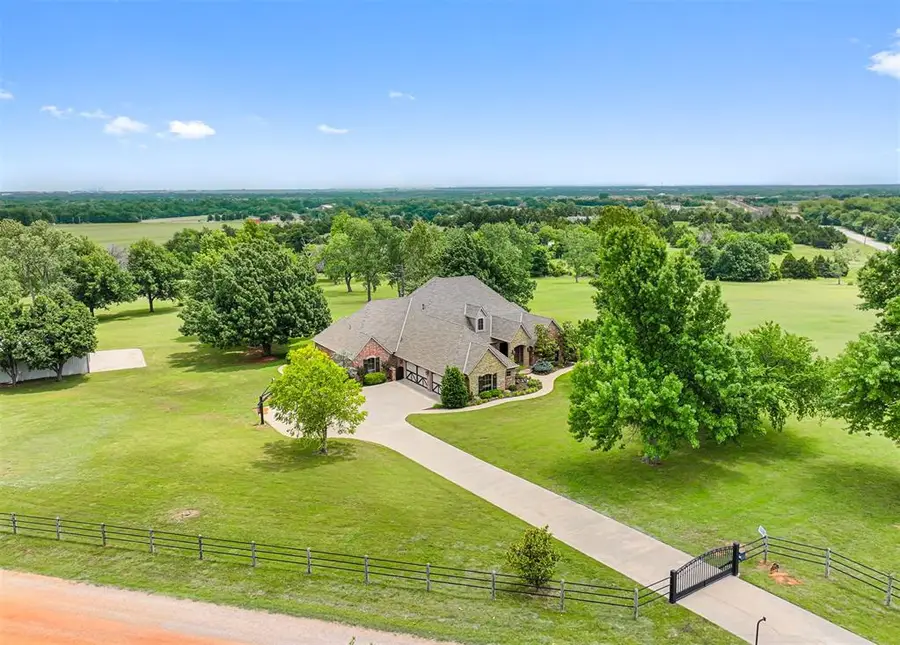 11900 Scenic Meadow Road, Oklahoma City, OK 73173 - #2