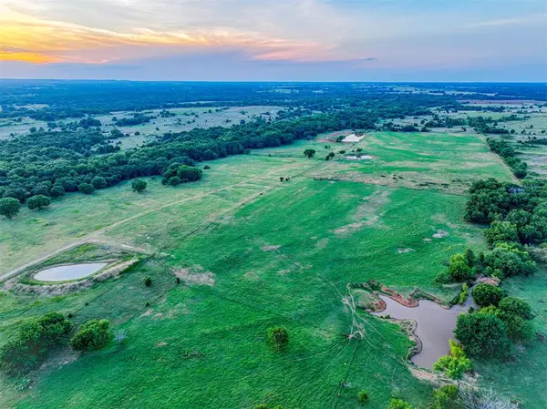 27335 E 1680 County Road, Elmore City, OK 73433