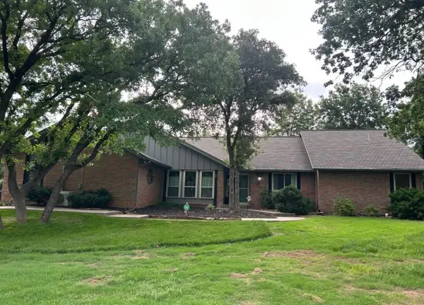 12808 Teakwood Drive, Edmond, OK 73013