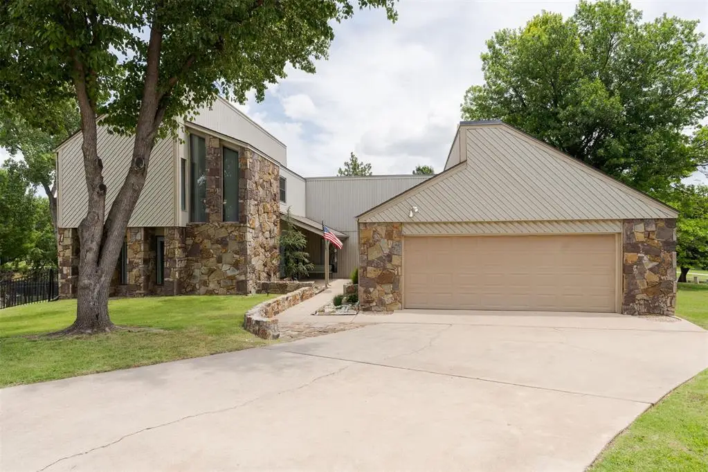 6200 Olde Harwick Circle, Oklahoma City, OK 73162 - #1