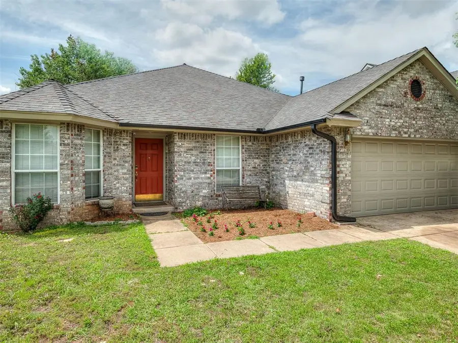 2316 Bradford Place, Edmond, OK 73012 - #3