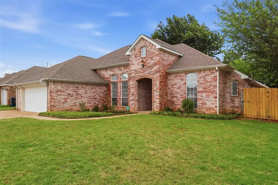 2608 Kingsley Lane, Oklahoma City, OK 73128 - #3