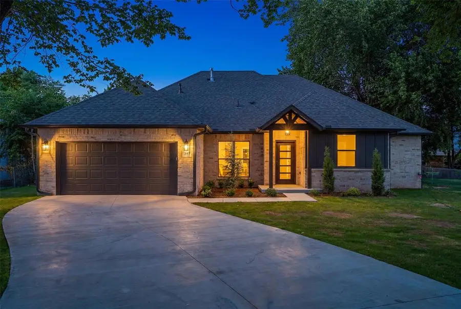 267 NW 10th Street, Newcastle, OK 73065 - #2
