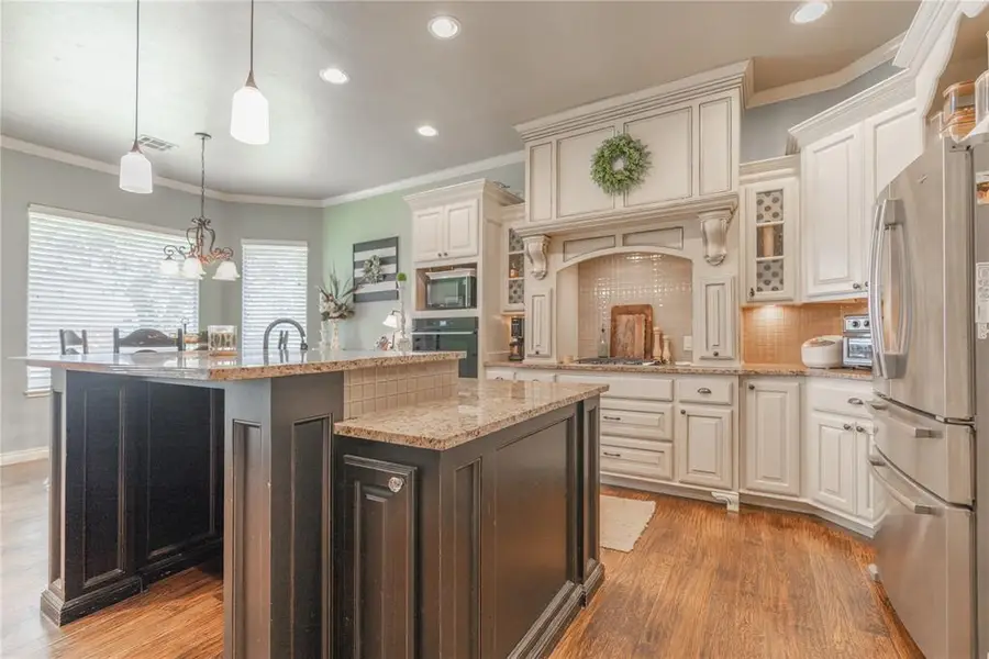 2113 Sycamore Creek Avenue, Yukon, OK 73099 - #3
