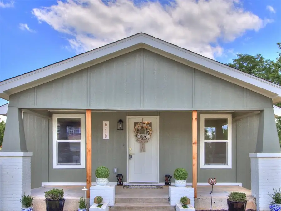 910 W Park Street, Tecumseh, OK 74873 - #2