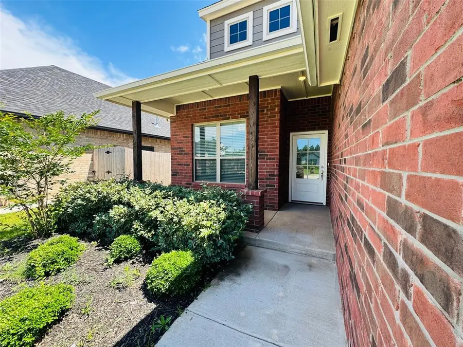 716 E Barajas Terrace, Mustang, OK 73064 - #2