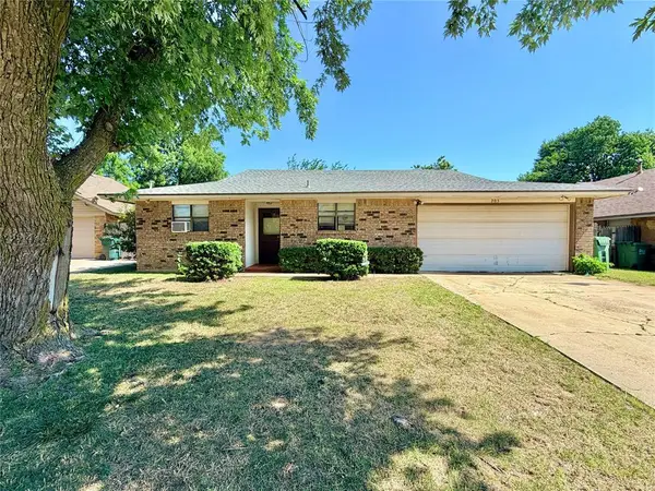 203 Redbud Street, Yukon, OK 73099