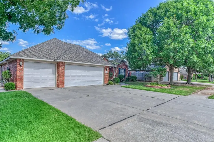 2821 Stonebridge Court, Norman, OK 73071 - #2