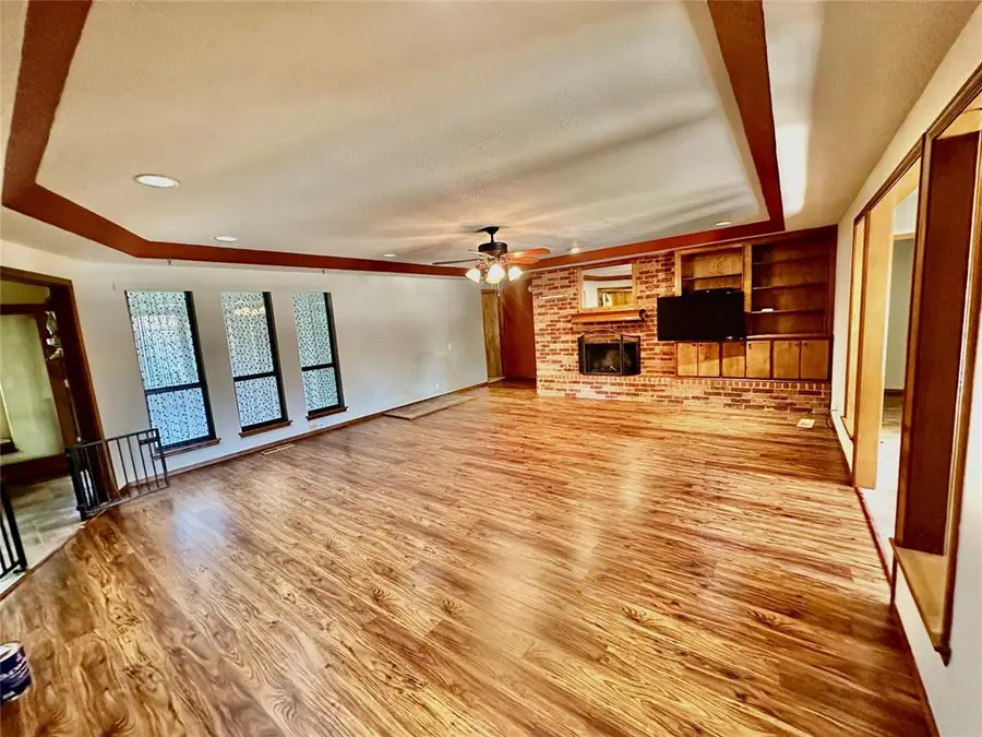 341 E Grand Teton Court, Yukon, OK 73099 - #2