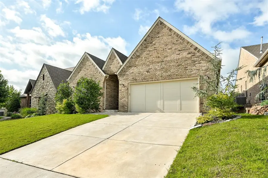 1324 Chelham Lane, Edmond, OK 73034 - #3