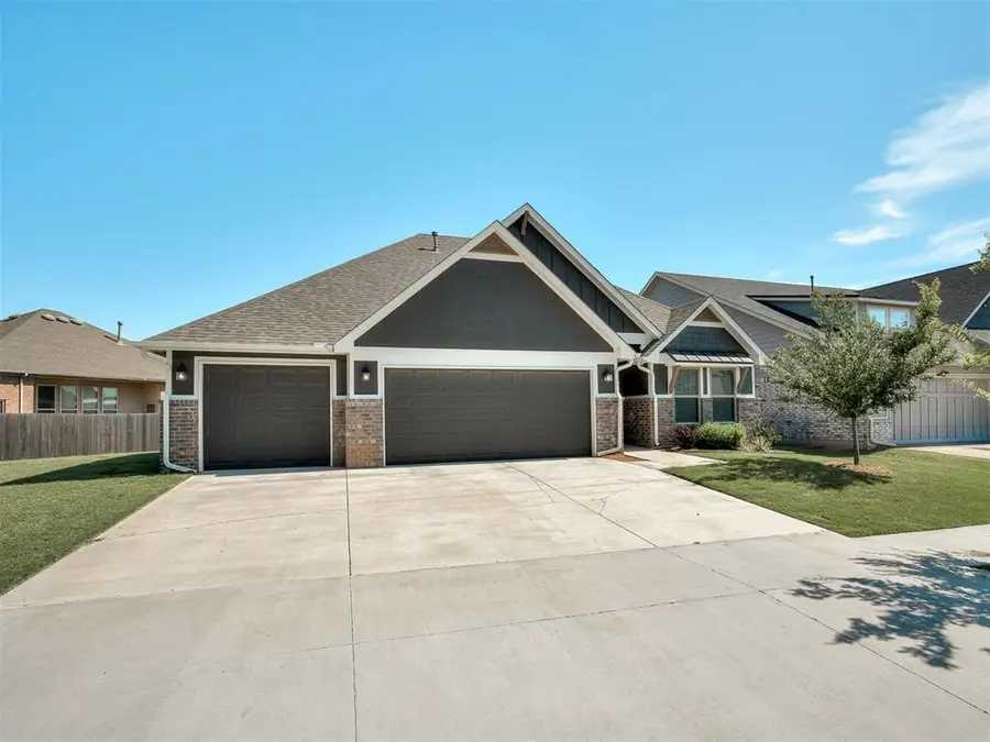 2309 Pueblos Road, Edmond, OK 73012 - #3