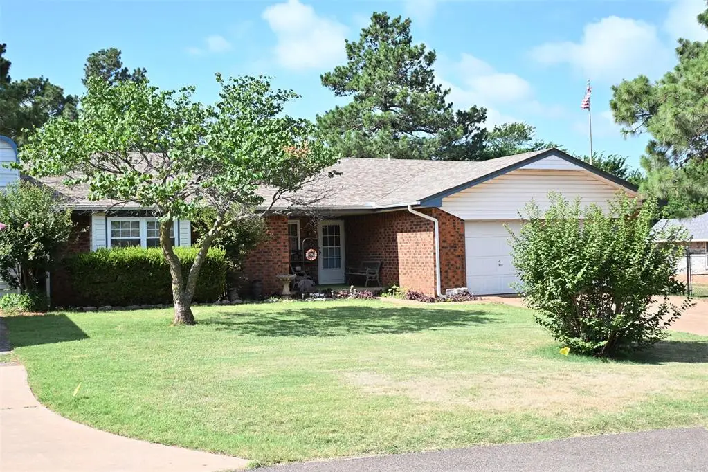 432 E Carson Lane, Mustang, OK 73064 - #1