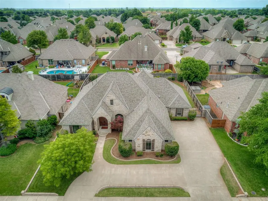 2620 SW 137th Street, Oklahoma City, OK 73170 - #2