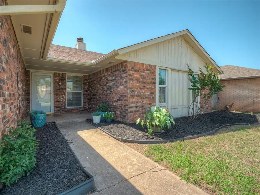 1300 Kelly Park Road, Edmond, OK 73003 - #2