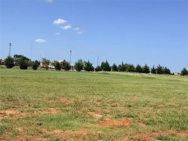 9599 Monterey Drive, Edmond, OK 73025