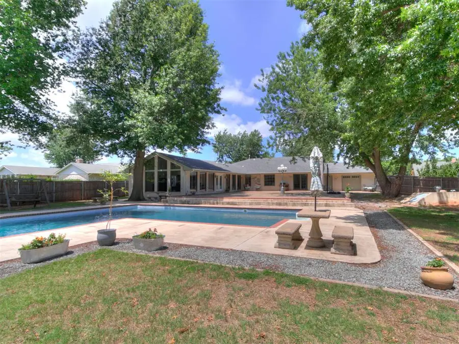 1514 Washington Street, Edmond, OK 73034 - #2