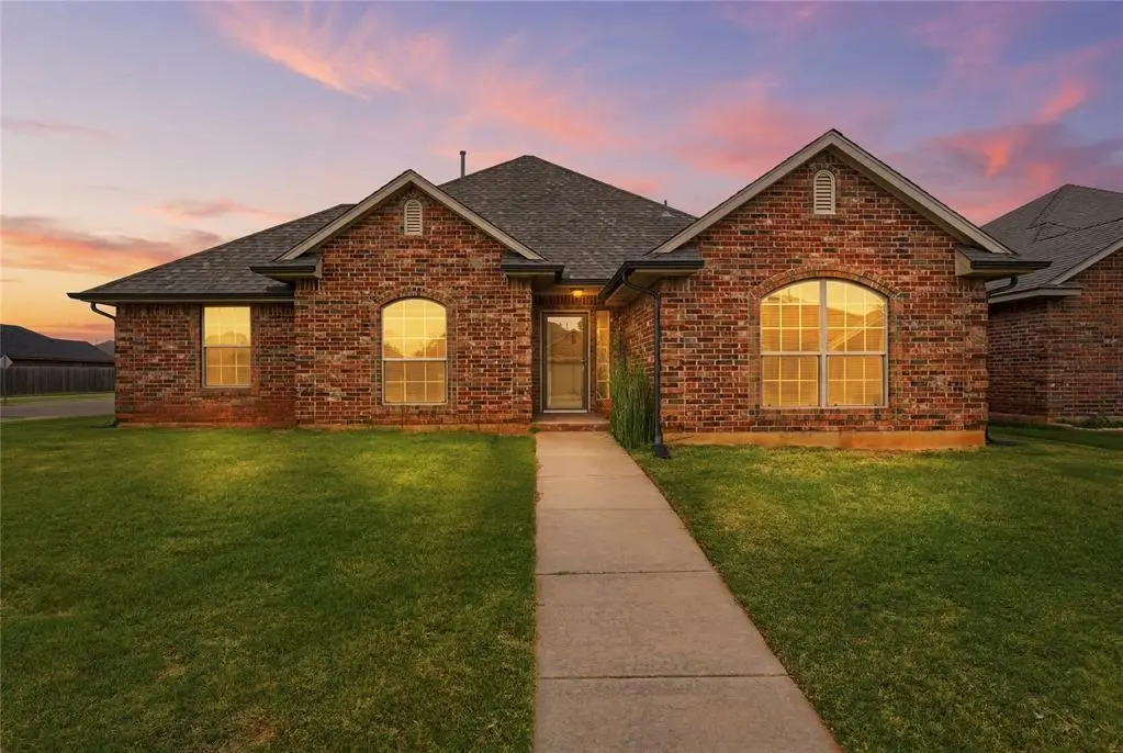 1700 SW 31st Street, Moore, OK 73160 - #1
