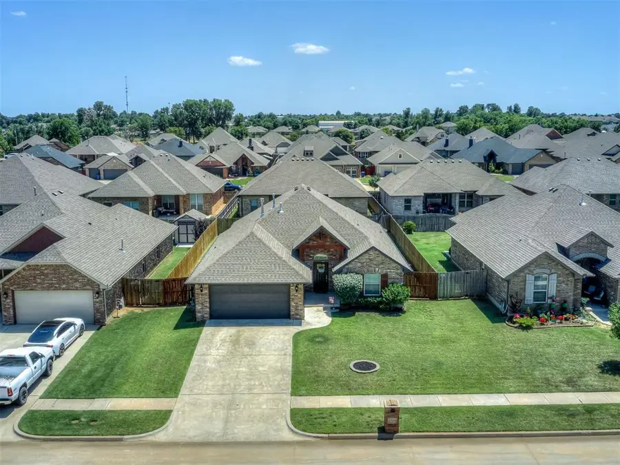 1724 W Blake Way, Mustang, OK 73064 - #2
