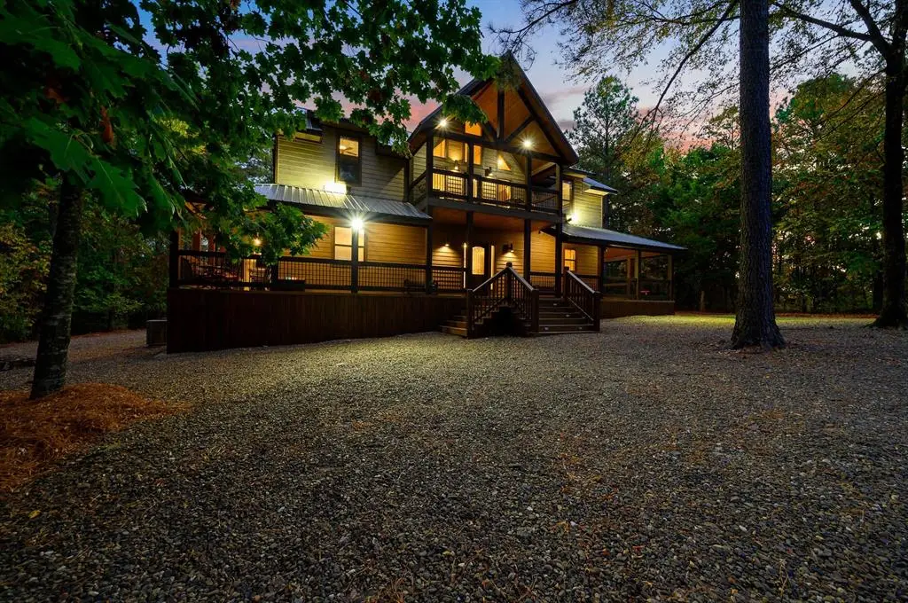 32 Hickory Leaf Trail, Broken Bow, OK 74728 - #1