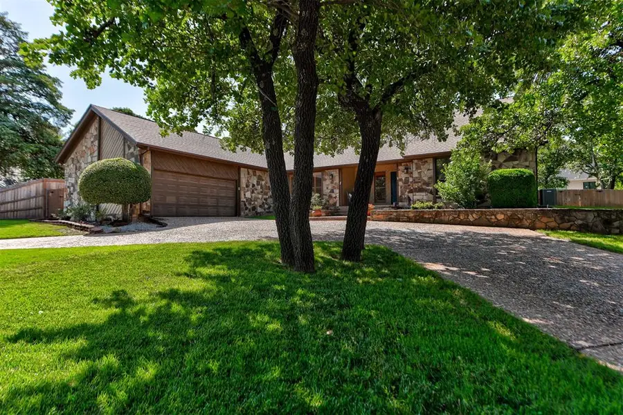 1600 Nightingale Lane, Edmond, OK 73034 - #2