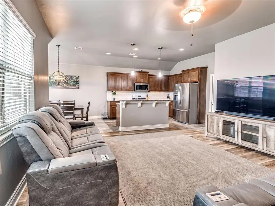 9433 NW 91st Street, Yukon, OK 73099 - #3