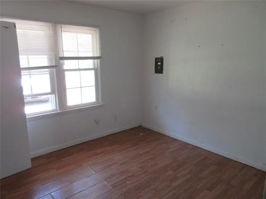 301 E Tennyson Avenue, Tecumseh, OK 74873 - #3