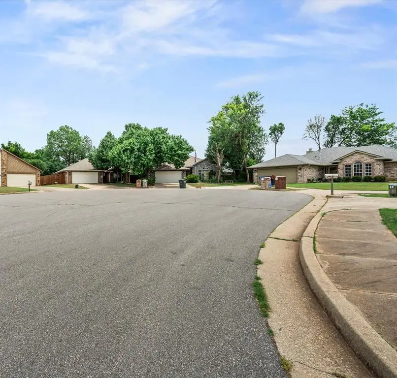 1030 Pruett Drive, Edmond, OK 73003 - #3