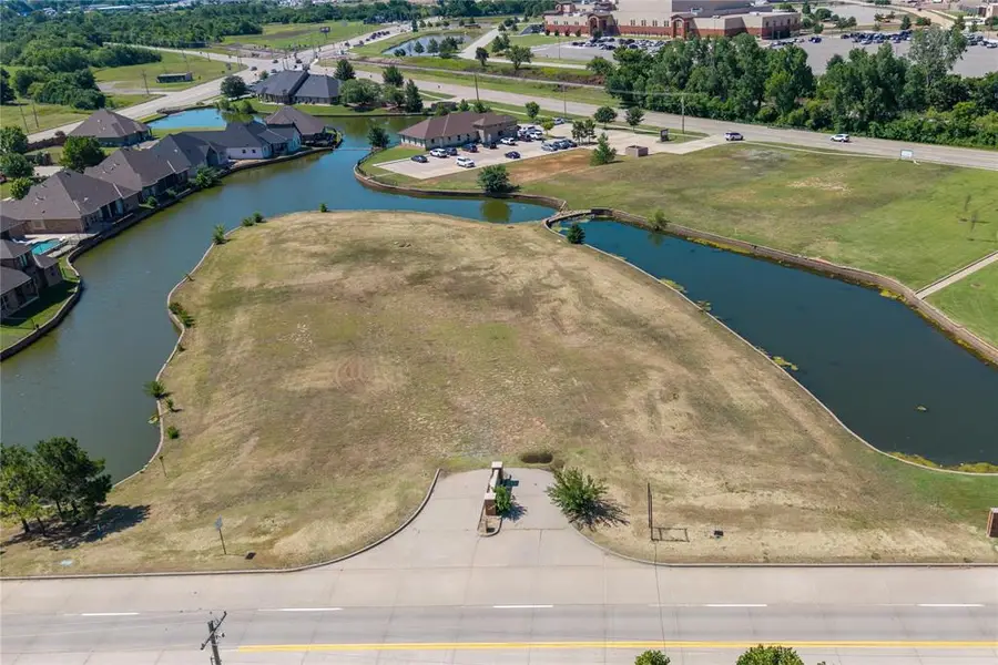 Landon Lane, Yukon, OK 73099 - #2