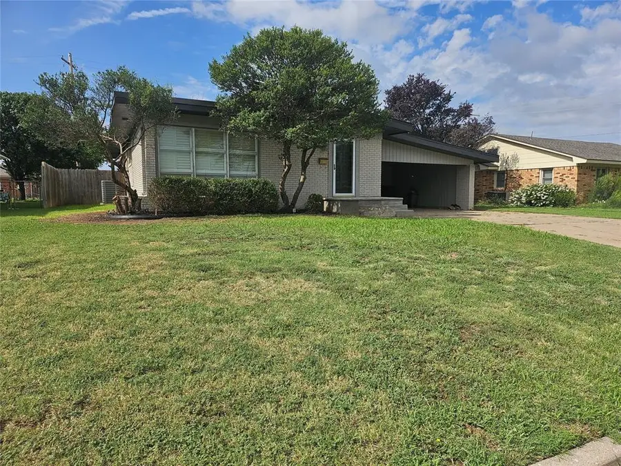 106 Cameron Drive, Altus, OK 73521 - #2