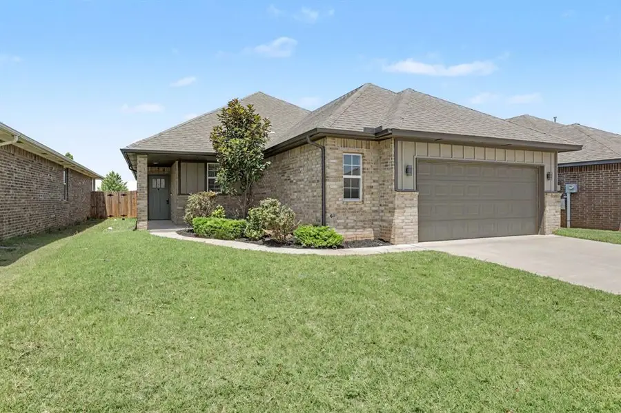 2217 Alta Vista Lane, Edmond, OK 73034 - #2