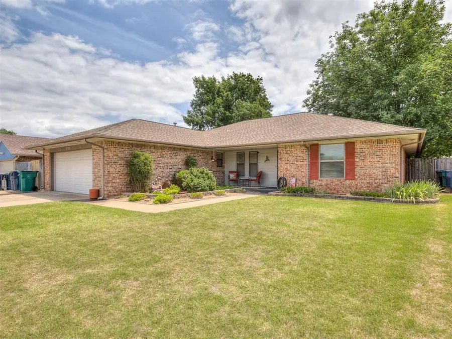 8208 NW 118th Street, Oklahoma City, OK 73162 - #2