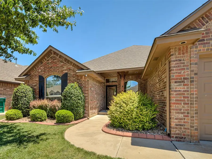 3404 Canton Trail, Yukon, OK 73099 - #3