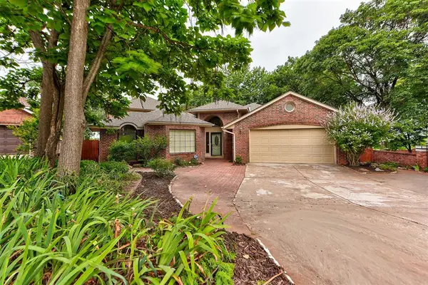 1116 Fountain Gate Court, Norman, OK 73072