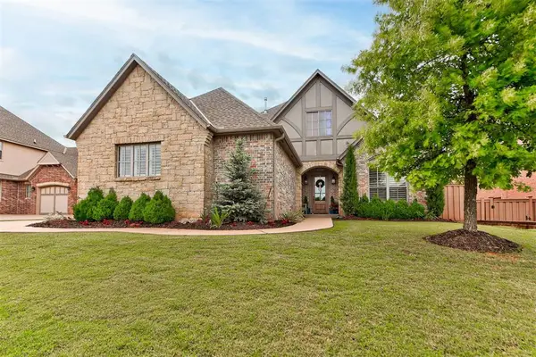 2948 Allie Drive, Edmond, OK 73012