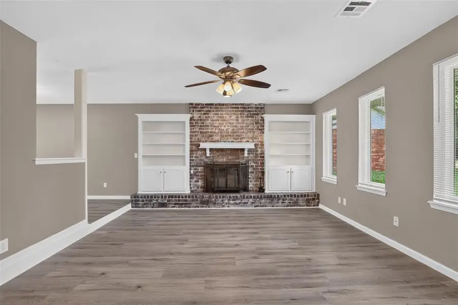 2109 Oakvista Circle, Norman, OK 73071 - #2