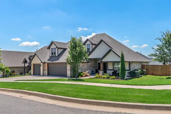 812 Fox Hollow Street, Norman, OK 73069