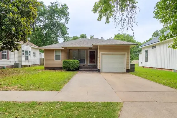 205 Chestnut Street, Pauls Valley, OK 73075