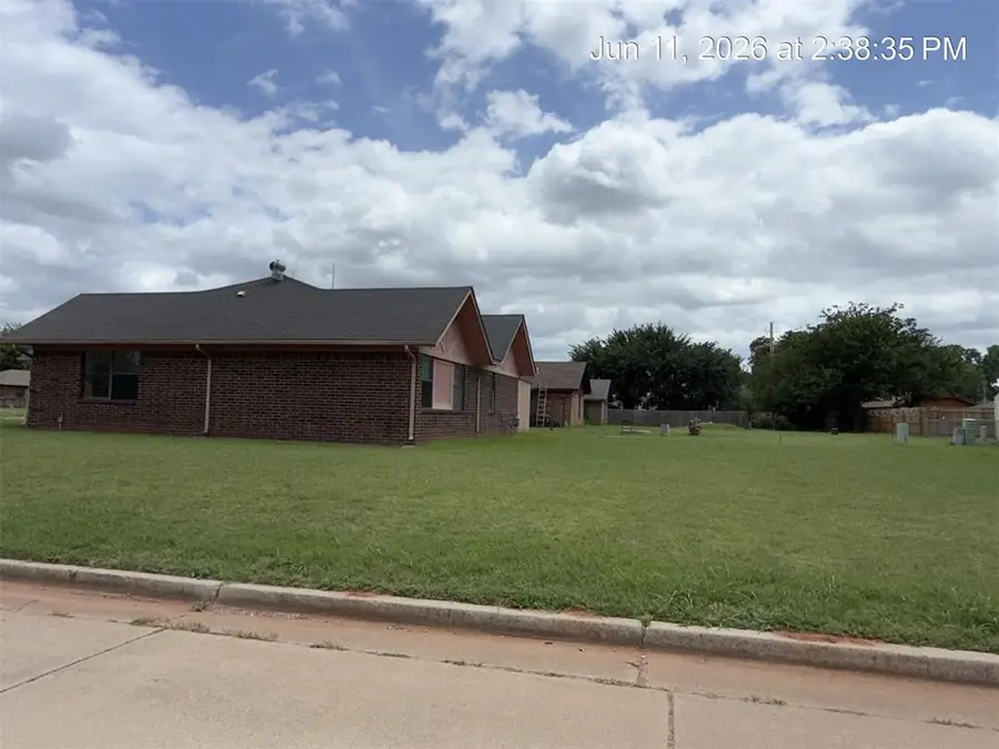 202 Redbud Drive, Anadarko, OK 73005 - #3