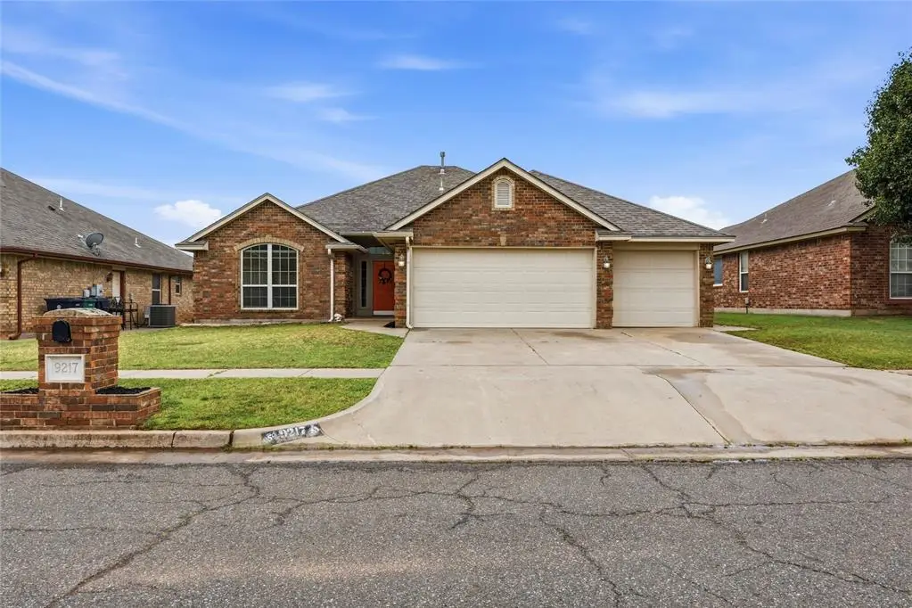 9217 Shady Grove Road, Moore, OK 73160 - #1