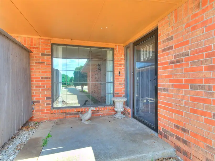 9608 Warringer Court, Oklahoma City, OK 73162 - #3