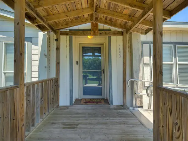 8433 Bradshaw Lane, Noble, OK 73068